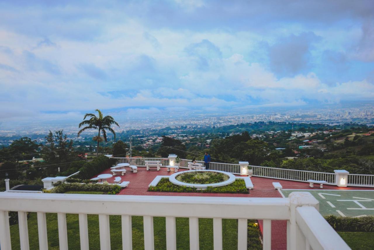 Fogo Resort Escazu Екстер'єр фото